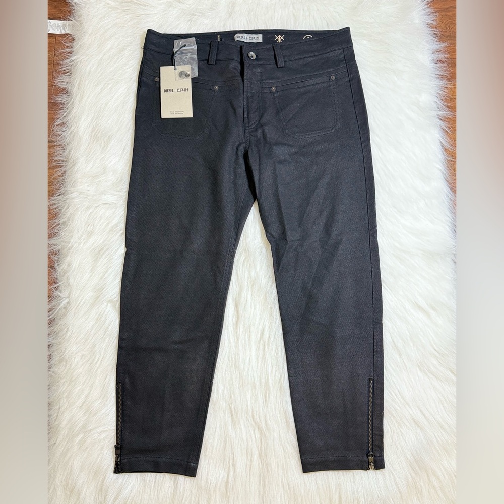 NWT Diesel+ Edun Womens Black Ankle Cropped Jeans Classic Style .. Size 29